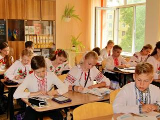 Заклади освіти Кам’янського потребують молодих педагогів